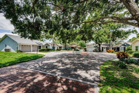 House in Palm Harbor, Florida 3 bedrooms, 117.06 sq.m. № 1812778 - photo 3