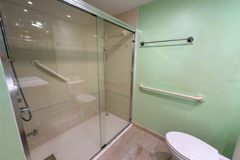 Condo in Holiday, Florida, 2 bedrooms  № 1906271 - photo 15