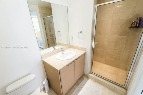 Copropriété à louer à Sunny Isles Beach, Floride: 3 chambres, 241.36 m2 № 2056822 - photo 15