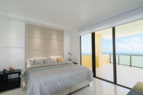 Copropriété à louer à Sunny Isles Beach, Floride: 3 chambres, 241.36 m2 № 2056822 - photo 5