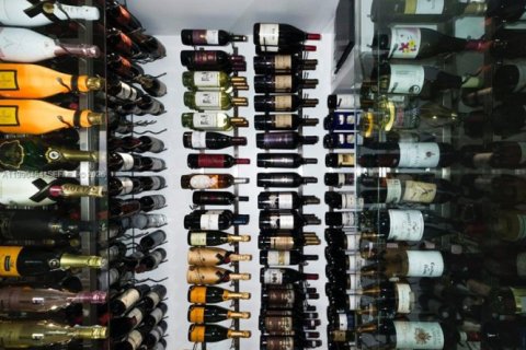 Copropriété à louer à Sunny Isles Beach, Floride: 3 chambres, 241.36 m2 № 2056822 - photo 21