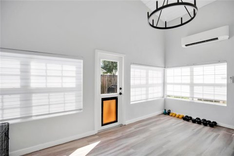 House in Sanford, Florida 3 bedrooms, 152.36 sq.m. № 2423802 - photo 19