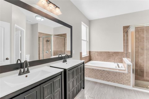 Villa ou maison à vendre à Ocoee, Floride: 4 chambres, 174.66 m2 № 2339471 - photo 28
