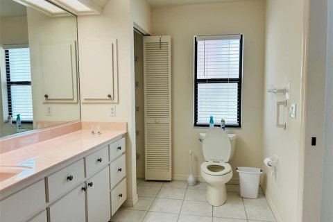 Купить виллу или дом в Энглвуд, Флорида 8 комнат, 172.71м2, № 2203136 - фото 8