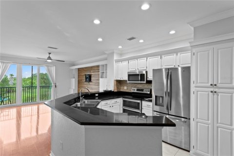 Condo in Tampa, Florida, 2 bedrooms  № 2234025 - photo 16