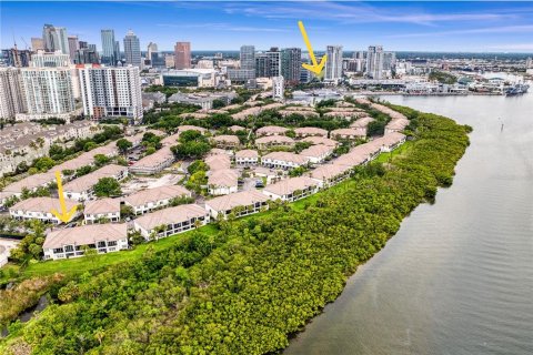Condo in Tampa, Florida, 2 bedrooms  № 2234025 - photo 5