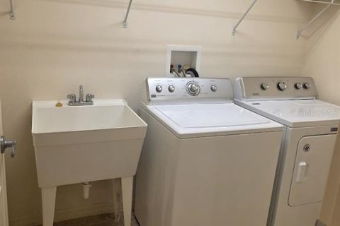 Купить виллу или дом в Те-Виллиджис, Флорида 7 комнат, 129.6м2, № 2351838 - фото 16