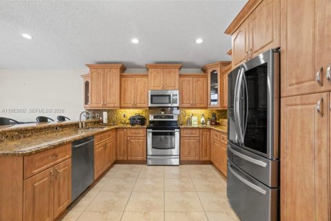 Casa en venta en Pembroke Pines, Florida, 3 dormitorios, 160.81 m2 № 2080990 - foto 27