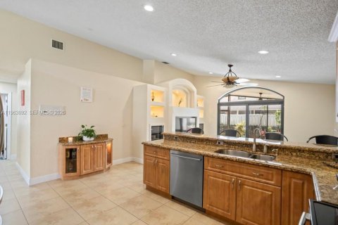 Casa en venta en Pembroke Pines, Florida, 3 dormitorios, 160.81 m2 № 2080990 - foto 26