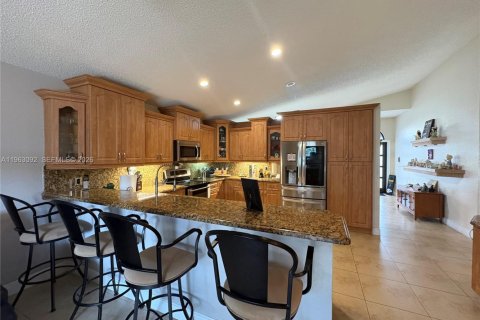 Casa en venta en Pembroke Pines, Florida, 3 dormitorios, 160.81 m2 № 2080990 - foto 18
