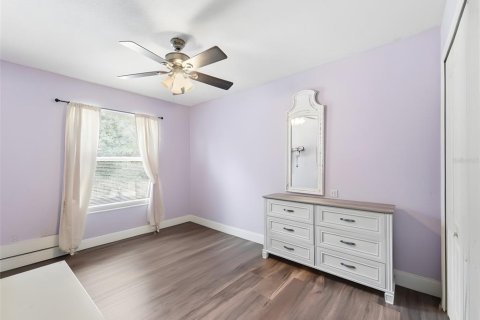 House in Lake Mary, Florida 4 bedrooms, 228.54 sq.m. № 2167382 - photo 18