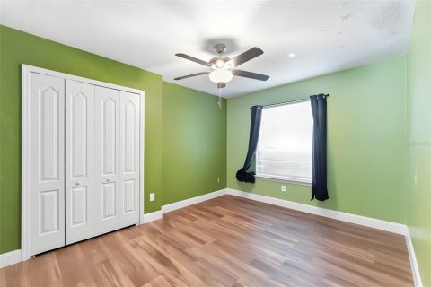 House in Lake Mary, Florida 4 bedrooms, 228.54 sq.m. № 2167382 - photo 19