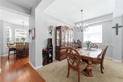 House in Lake Mary, Florida 4 bedrooms, 228.54 sq.m. № 2167382 - photo 6