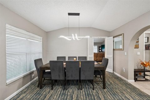 Villa ou maison à vendre à Lake Mary, Floride: 4 chambres, 162.02 m2 № 2408033 - photo 6