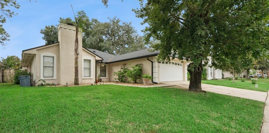 Villa ou maison à Lake Mary, Floride 4 chambres, 162.02 m2 № 2408033