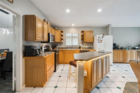 Villa ou maison à vendre à Lake Mary, Floride: 4 chambres, 162.02 m2 № 2408033 - photo 9