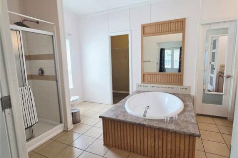 Appartement à louer à Davenport, Floride: 4 chambres, 225.94 m2 № 2338923 - photo 16