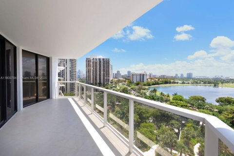 Купить кондоминиум в Авентура, Флорида 2 спальни, 144.93м2, № 1686306 - фото 8