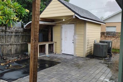 Villa ou maison à vendre à Tampa, Floride: 3 chambres, 162.39 m2 № 2394164 - photo 15