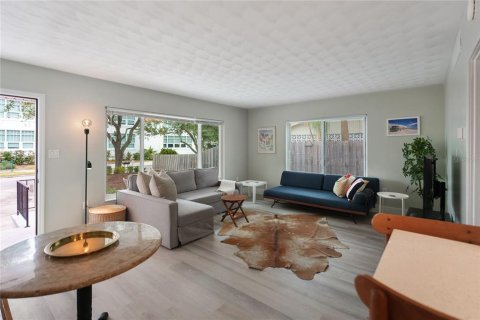 Снять в аренду квартиру в Сарасота, Флорида 2 комнаты, 55.74м2, № 1826237 - фото 15