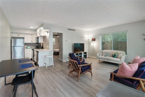 Снять в аренду квартиру в Сарасота, Флорида 2 комнаты, 55.74м2, № 1826237 - фото 16