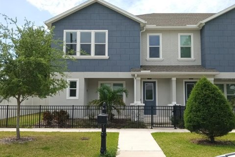 Adosado en alquiler en Tampa, Florida, 4 dormitorios, 266.35 m2 № 1901503 - foto 1