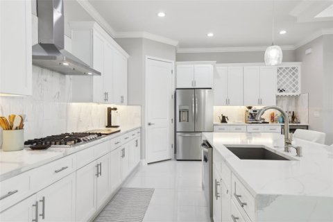 Adosado en alquiler en Tampa, Florida, 4 dormitorios, 266.35 m2 № 1901503 - foto 8