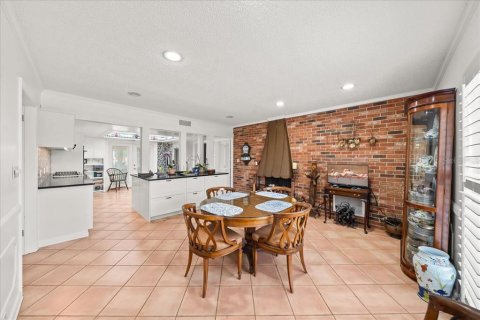 House in Cocoa Beach, Florida 6 bedrooms, 329.8 sq.m. № 1613375 - photo 13