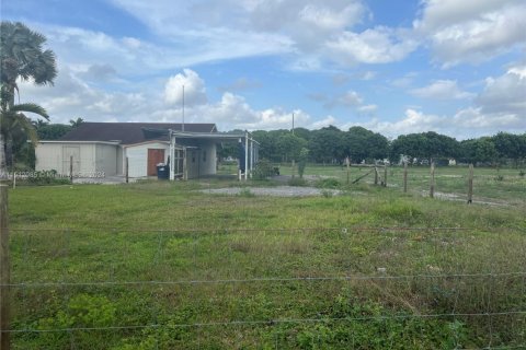 Casa en venta en Homestead, Florida, 6 dormitorios, 193.42 m2 № 1692503 - foto 12