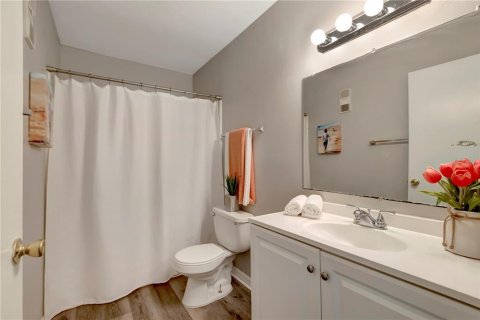 Condo in Saint Petersburg, Florida, 2 bedrooms  № 1521511 - photo 19
