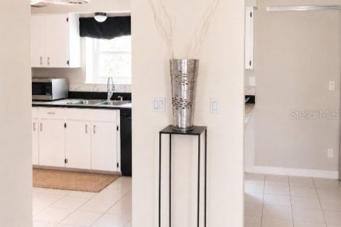 Casa en venta en Palm Coast, Florida, 3 dormitorios, 171.5 m2 № 2195825 - foto 7