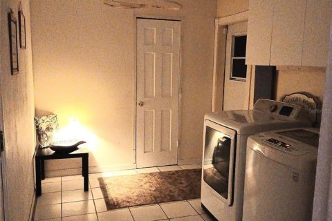 Casa en venta en Palm Coast, Florida, 3 dormitorios, 171.5 m2 № 2195825 - foto 4