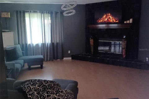 Casa en venta en Palm Coast, Florida, 3 dormitorios, 171.5 m2 № 2195825 - foto 3