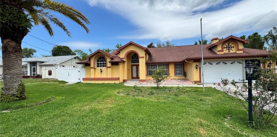 Casa en Spring Hill, Florida 3 dormitorios, 204.76 m2 № 1673711