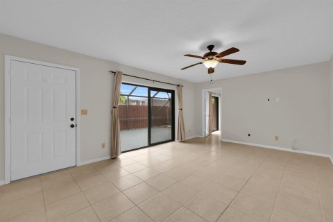 Touwnhouse à louer à Stuart, Floride: 3 chambres, 140.47 m2 № 2368405 - photo 7