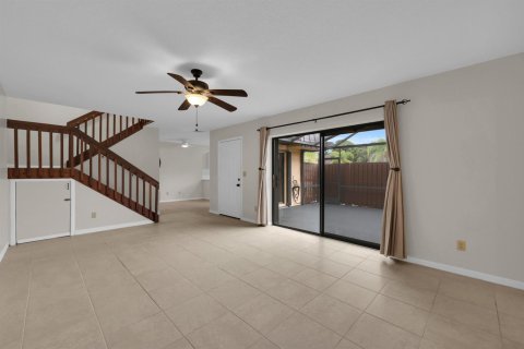 Touwnhouse à louer à Stuart, Floride: 3 chambres, 140.47 m2 № 2368405 - photo 19