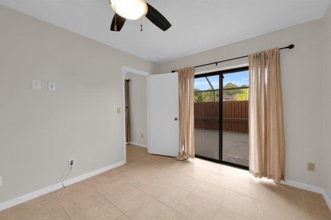 Touwnhouse à louer à Stuart, Floride: 3 chambres, 140.47 m2 № 2368405 - photo 23