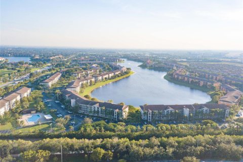 Condo in Pembroke Pines, Florida, 1 bedroom  № 2185211 - photo 11