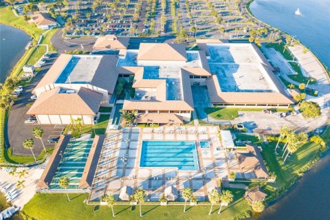 Condo in Pembroke Pines, Florida, 1 bedroom  № 2185211 - photo 13