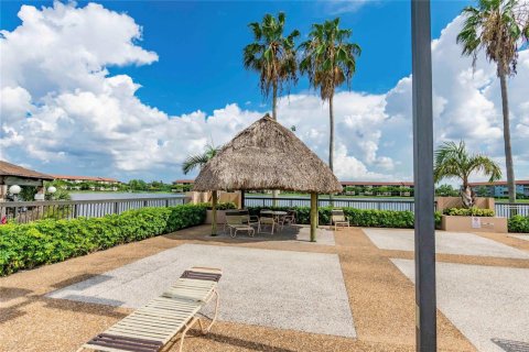 Condo in Pembroke Pines, Florida, 1 bedroom  № 2185211 - photo 18