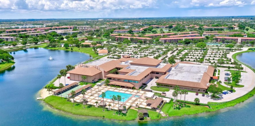 Condo in Pembroke Pines, Florida, 1 bedroom  № 2185211