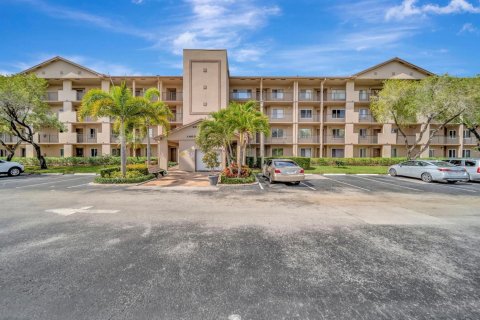 Condo in Pembroke Pines, Florida, 1 bedroom  № 2185211 - photo 20
