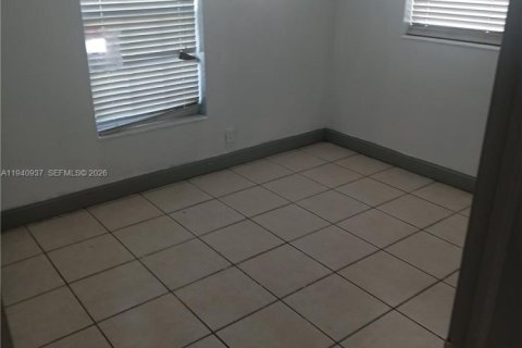Villa ou maison à louer à North Lauderdale, Floride: 3 chambres, 109.44 m2 № 1998059 - photo 7