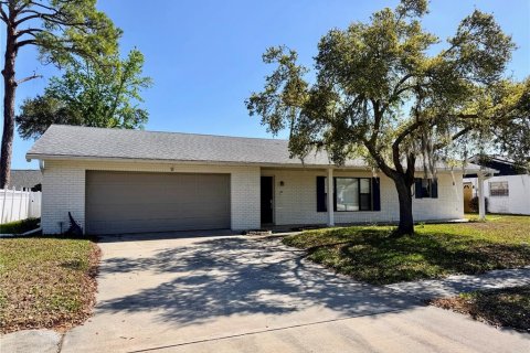 Casa en Daytona Beach, Florida 4 dormitorios, 184.04 m2 № 2115537