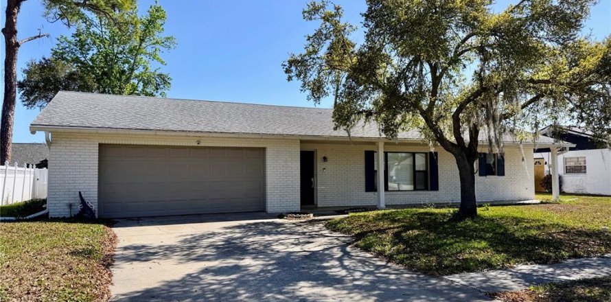 Casa en Daytona Beach, Florida 4 dormitorios, 184.04 m2 № 2115537