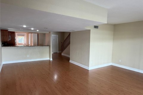 Condo à North Miami Beach, Floride, 2 chambres  № 2082340