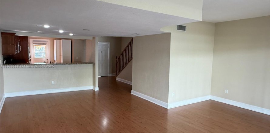Condo à North Miami Beach, Floride, 2 chambres № 2082340