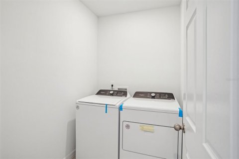 Casa en venta en Poinciana, Florida, 4 dormitorios, 184.69 m2 № 1755450 - foto 28