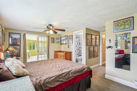 House in Holiday, Florida 3 bedrooms, 127.09 sq.m. № 1903127 - photo 15