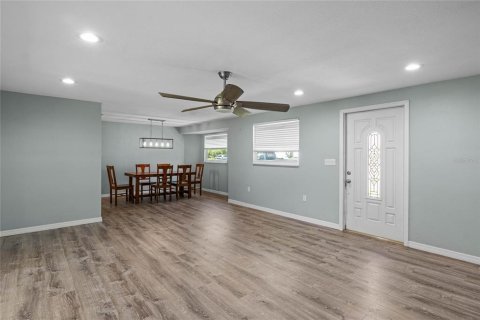 Casa en venta en Bradenton, Florida, 3 dormitorios, 157.47 m2 № 2294601 - foto 10